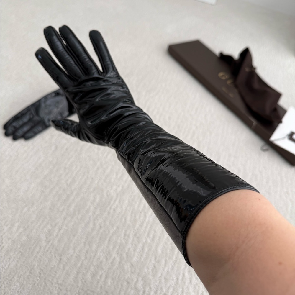 Gucci women’s patent leather gloves size 7 Vernice and Nappa black gold - Picture 9 of 15
